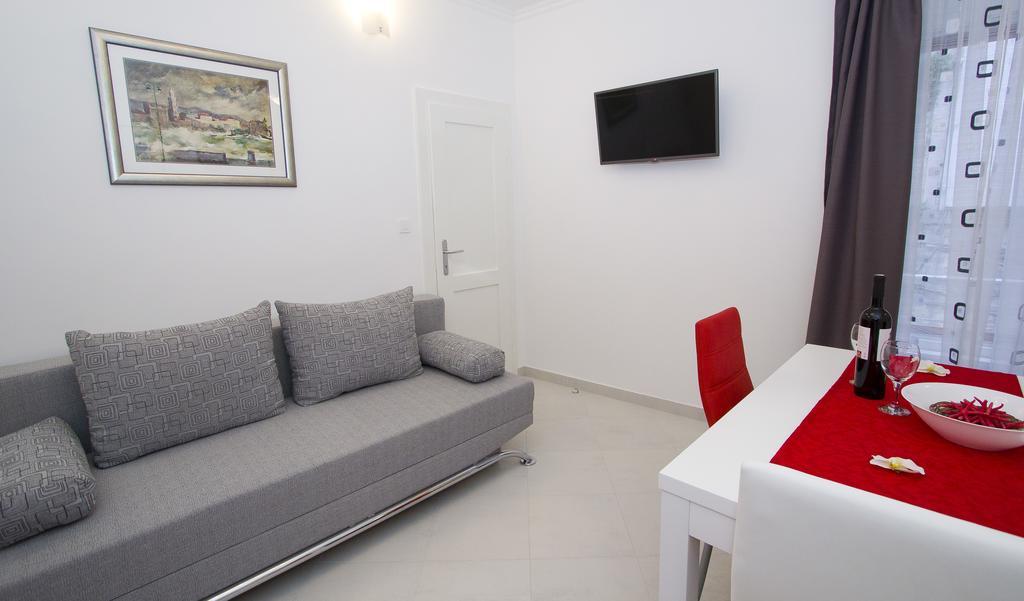 Apartment Sabioncello สปลิท ภายนอก รูปภาพ
