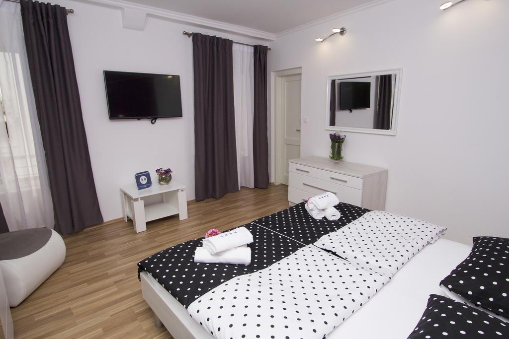 Apartment Sabioncello สปลิท ภายนอก รูปภาพ